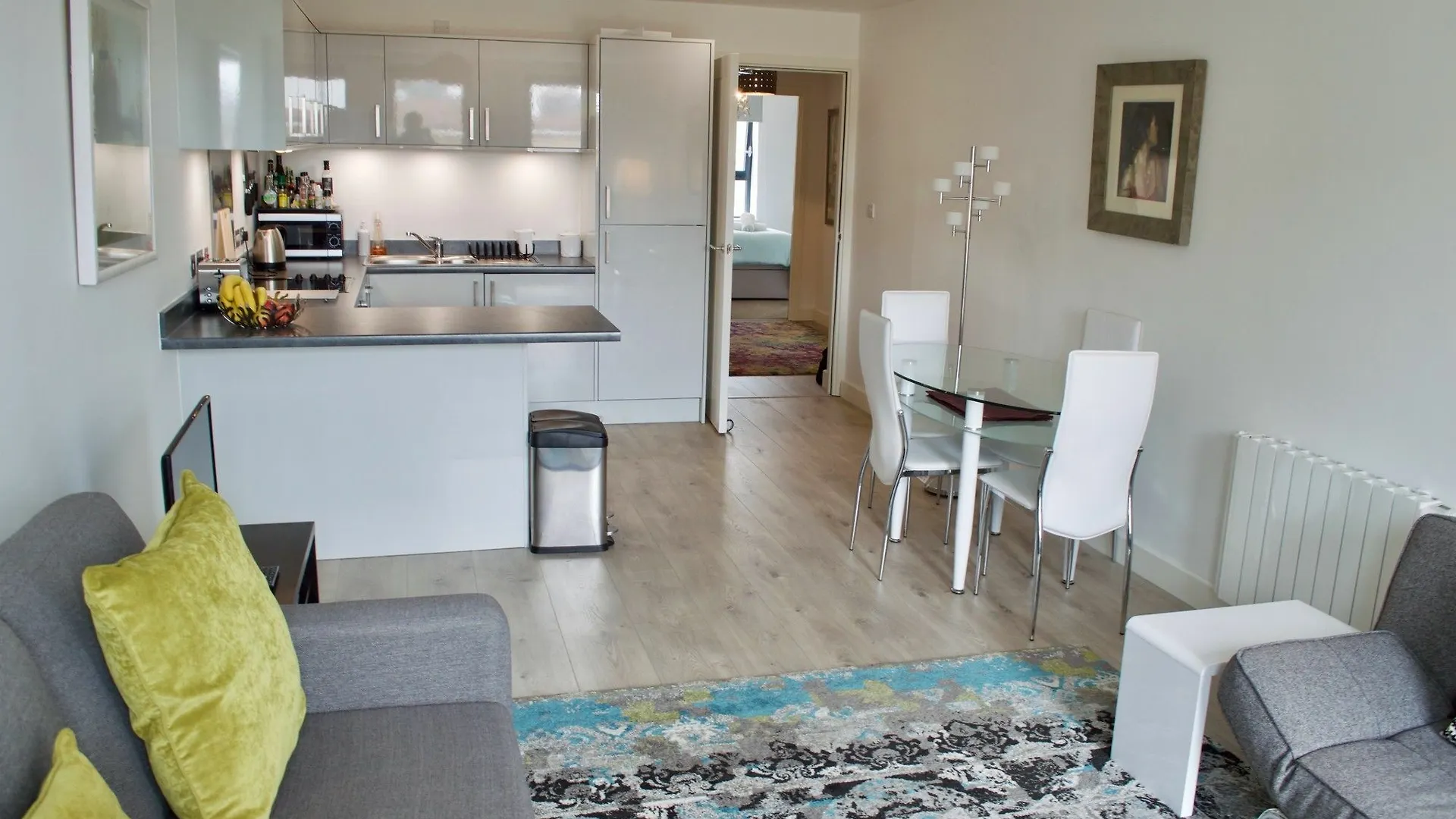 אדינבורו Central 2 Bedroom Apartment With Free Parking